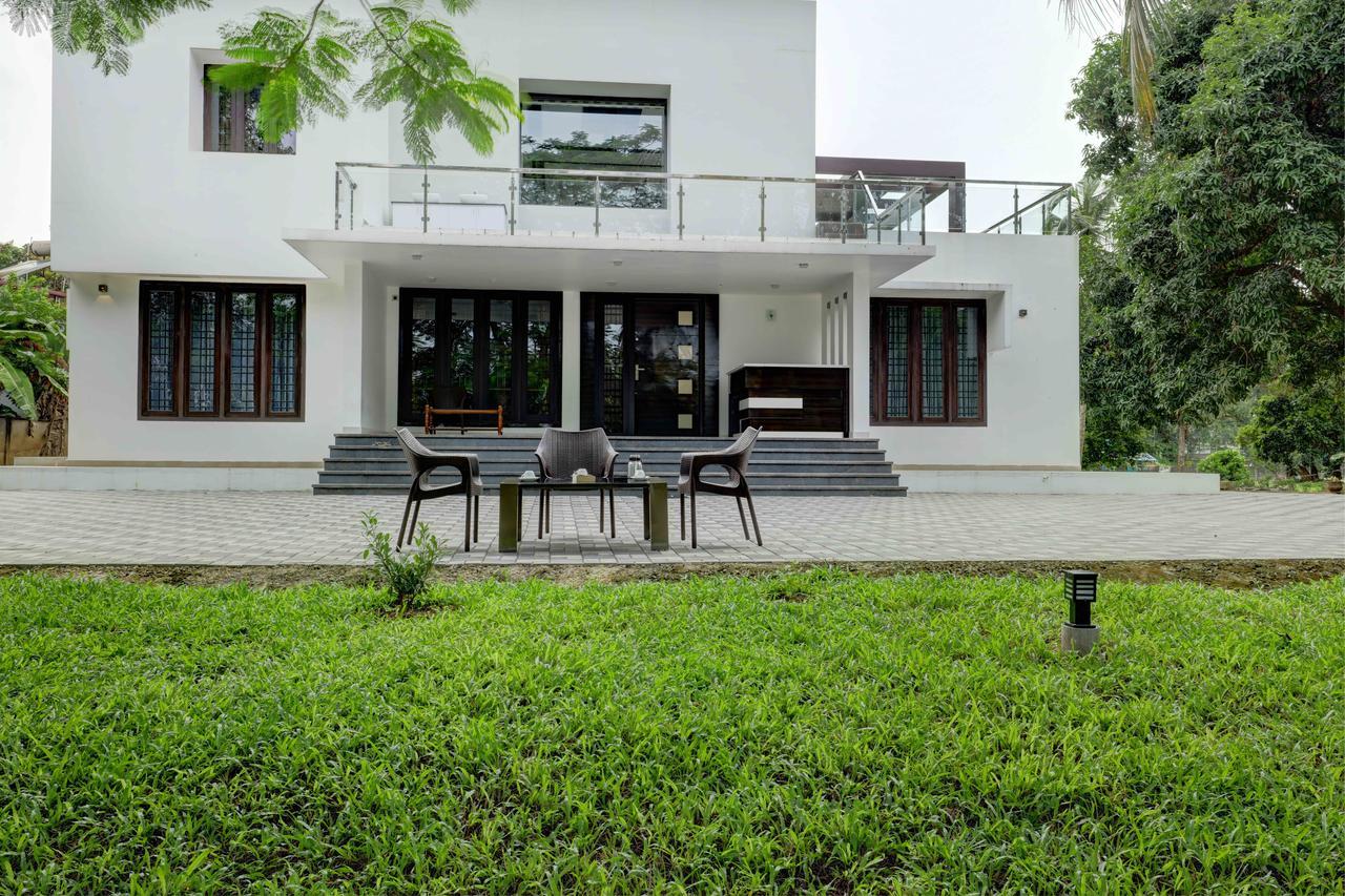 Nadhiyoram River Retreat Kochi Esterno foto