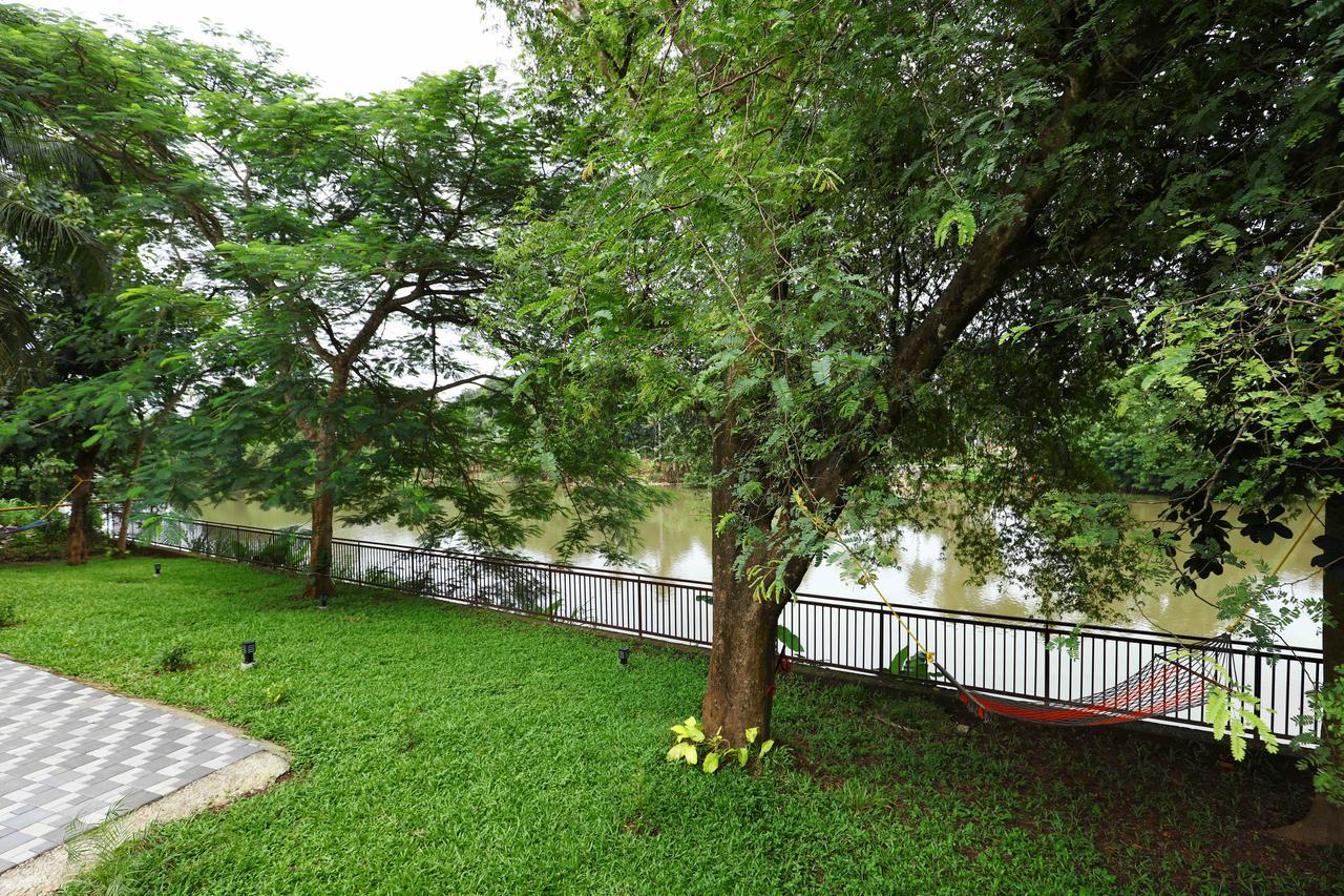 Nadhiyoram River Retreat Kochi Esterno foto