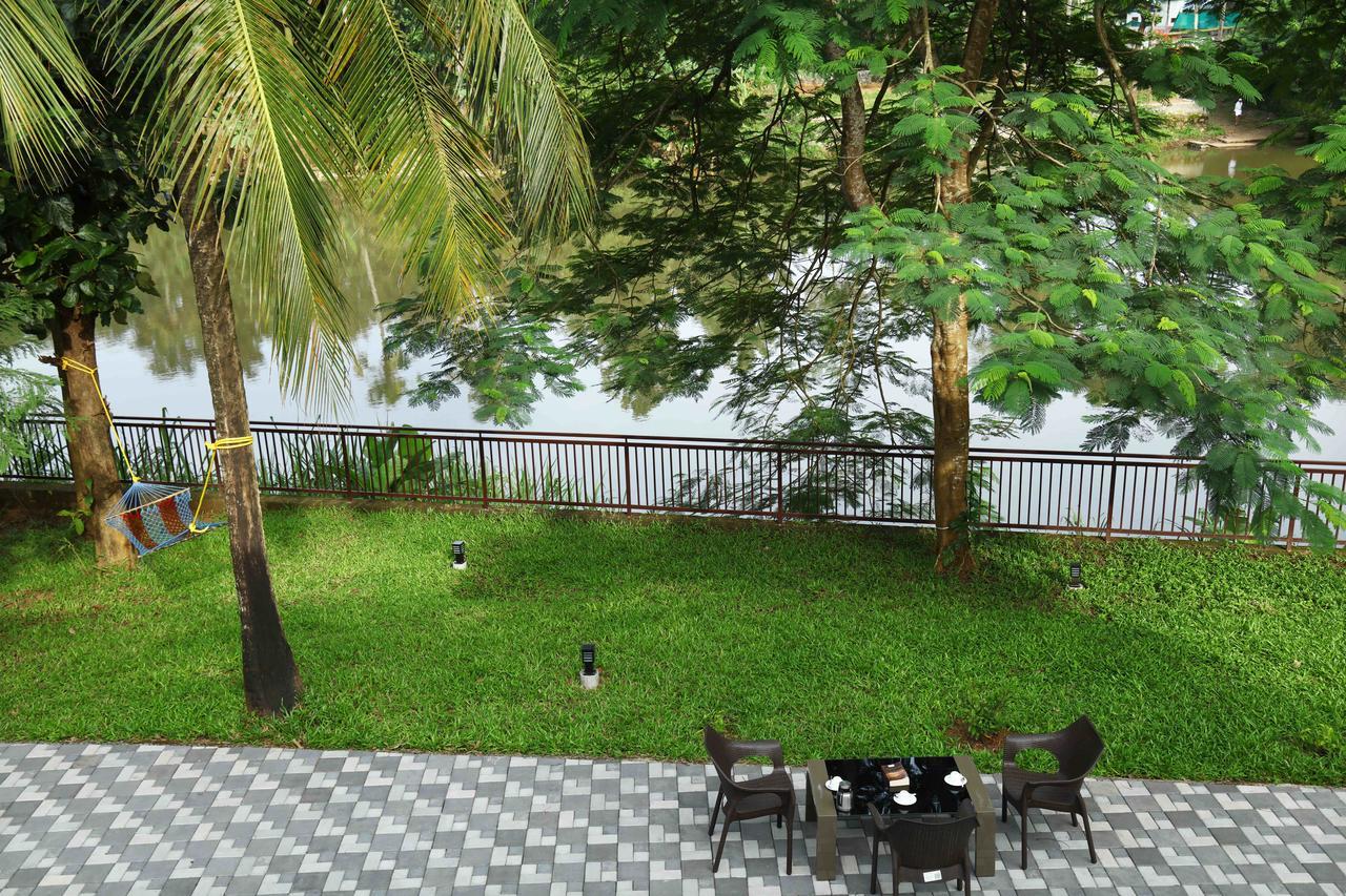 Nadhiyoram River Retreat Kochi Esterno foto